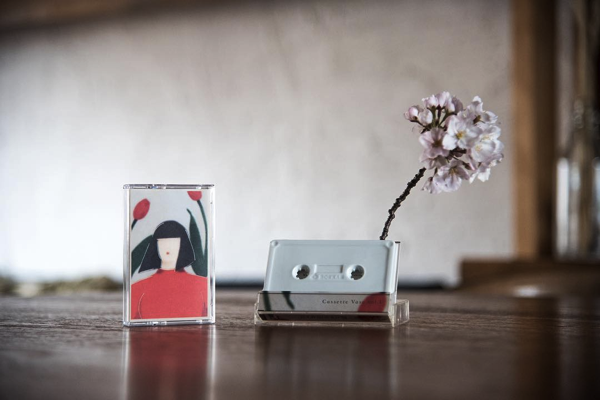 cassette vase