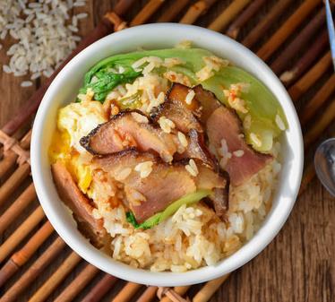 喵喵美食屋煲仔饭