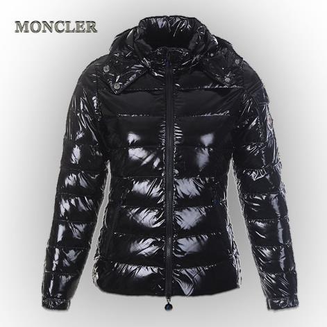 MONCLER羽绒服