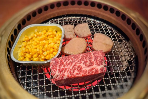 双子大阪烧肉厚切牛肉