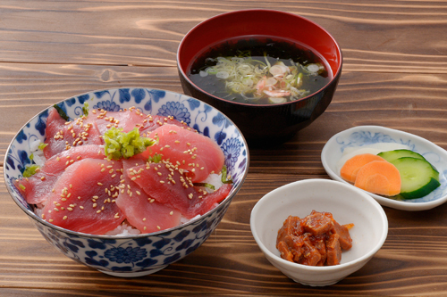 まぐろづけ丼