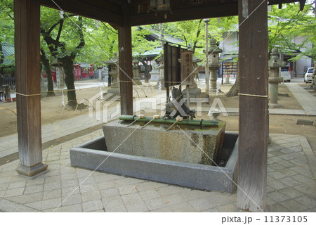 那古野神社の手水舎 11373105