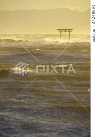 名島（菜島）の鳥居／神奈川県葉山町 34248691