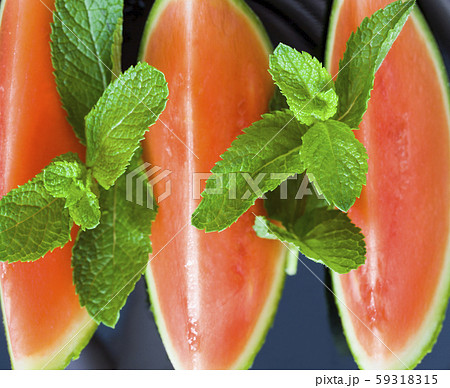 mint and watermelon 59318315