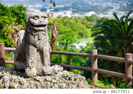 富盛の石彫大獅子（最古のシーサー） 86277051