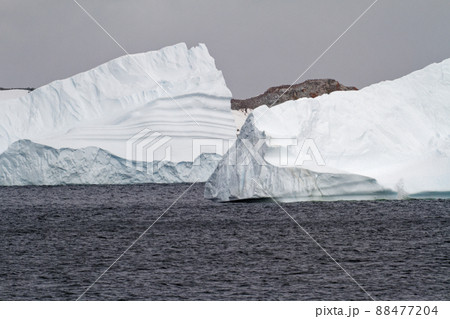 Antarctica - Non Tabular Iceberg - Global warming 88477204