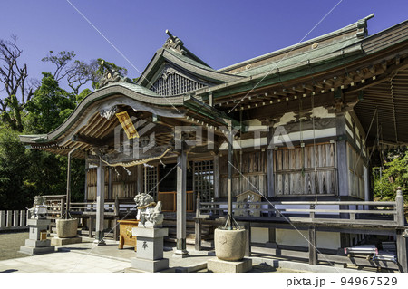 岩屋神社　拝殿　兵庫県淡路市 94967529