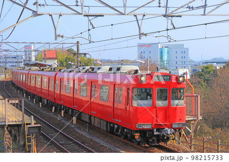 名鉄豊田線を走る名鉄200系電車の風景 98215733