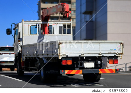 クレーン付きトラック（ユニック車）　イメージ 98978306