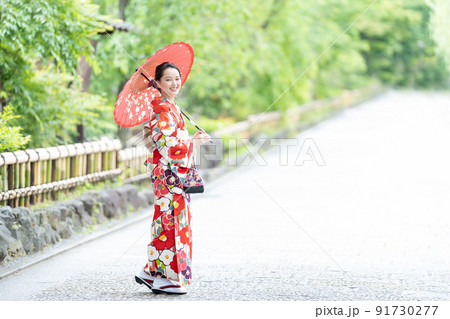 着物の女性　京都女子旅 91730277