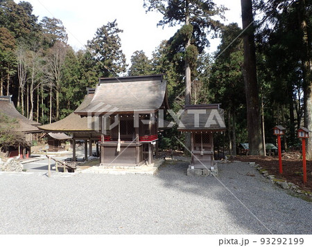 滋賀県大津市坂本にあり、日吉社（ひえしゃ）と呼ばれていた天台宗の神社である日吉大社（ひよしたいしゃ） 93292199