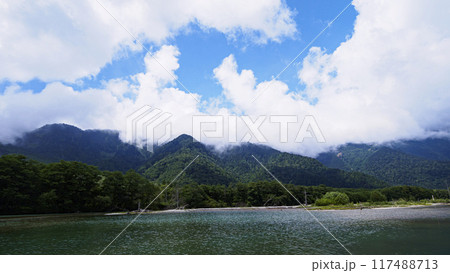 夏の長野県松本市上高地 117488713