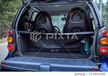 Opened car trunk, city car empty trunk 113941490