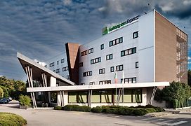 Holiday Inn Express Milan-Malpensa Airport, An Ihg Hotel