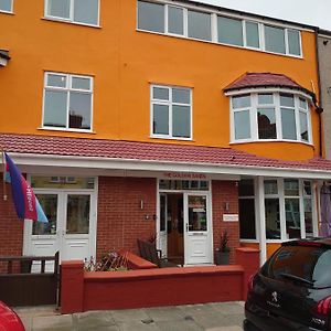 The Golden Sands B&B Blackpool Exterior photo