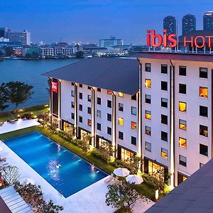 Ibis Bangkok Riverside Hotel Exterior photo