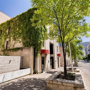 Firehouse Hostel (Adults Only) Austin Exterior photo