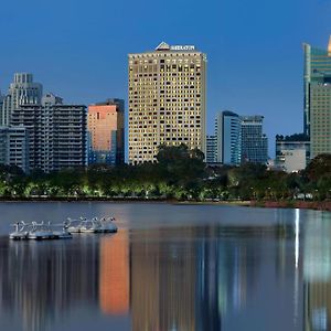 Sheraton Grande Sukhumvit, A Luxury Collection Hotel, Bangkok Exterior photo