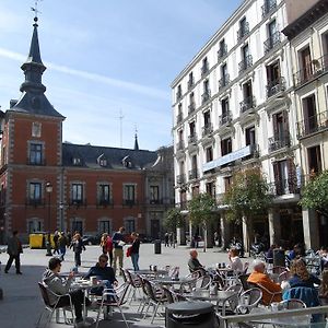 Hostal La Perla Asturiana Hotel Madrid Exterior photo