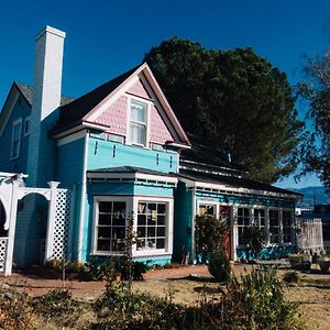 The Hostel California Bishop Exterior photo