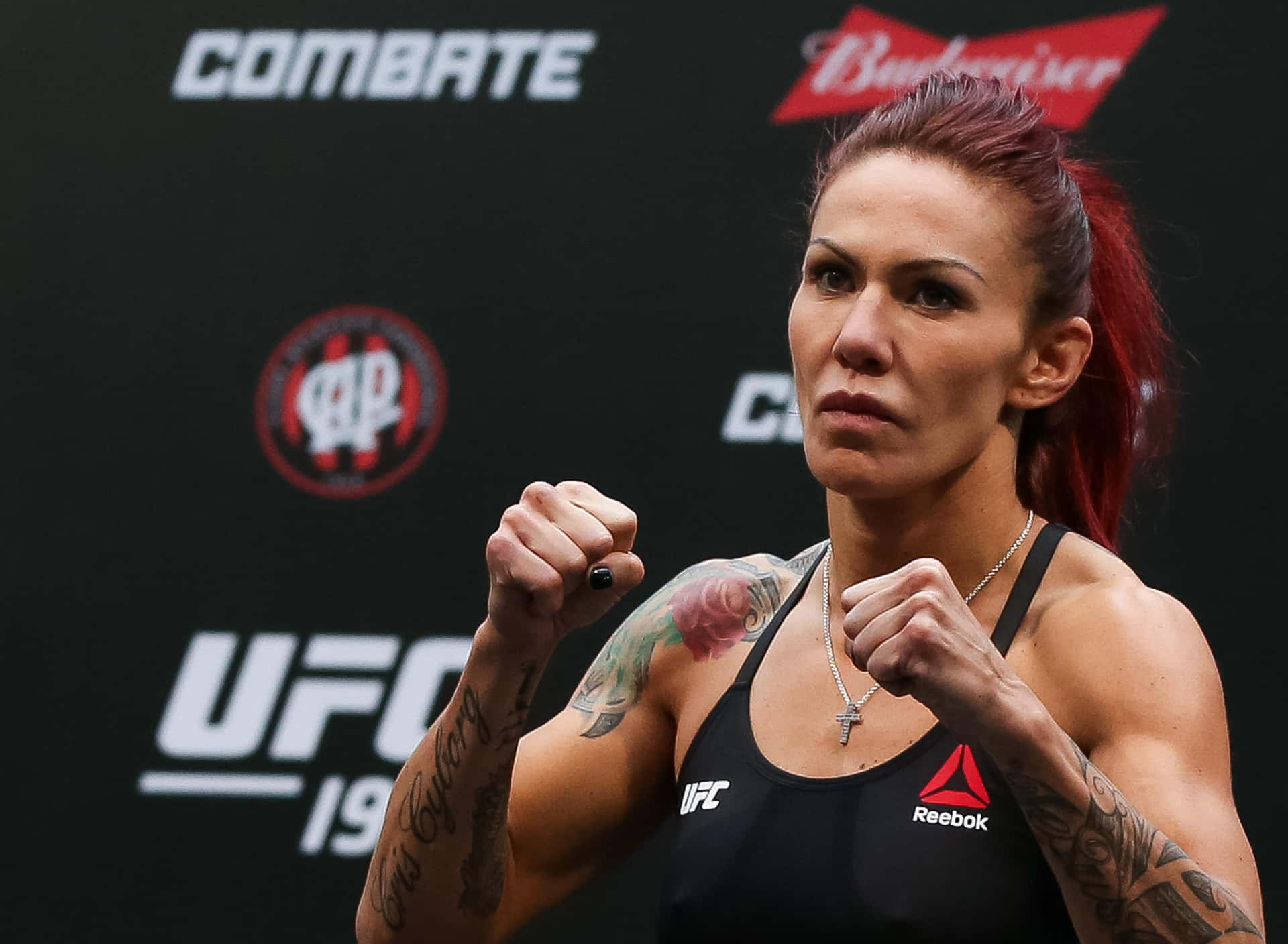 Cris Cyborg Fondo de pantalla