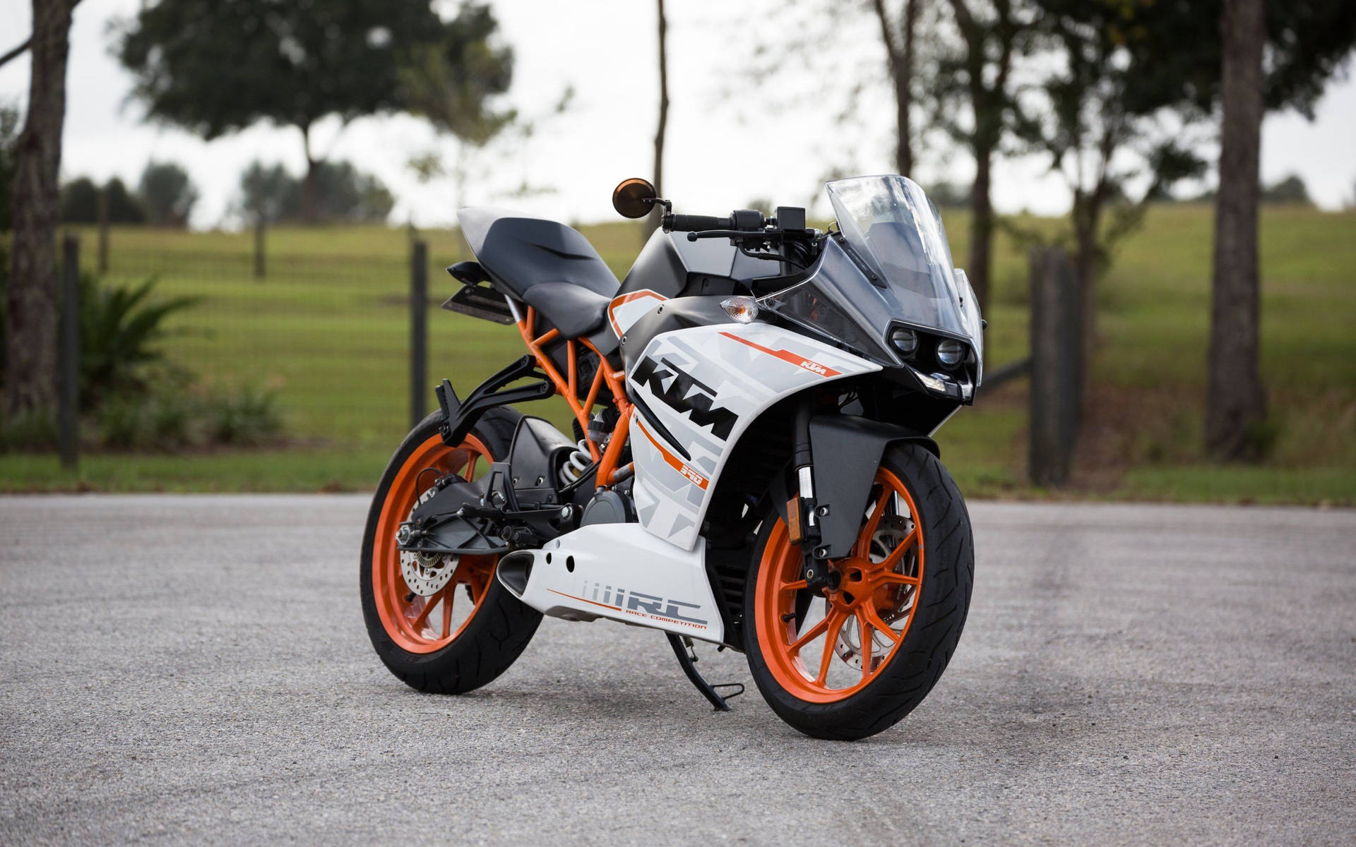 Ktm Duke 390 Wallpaper