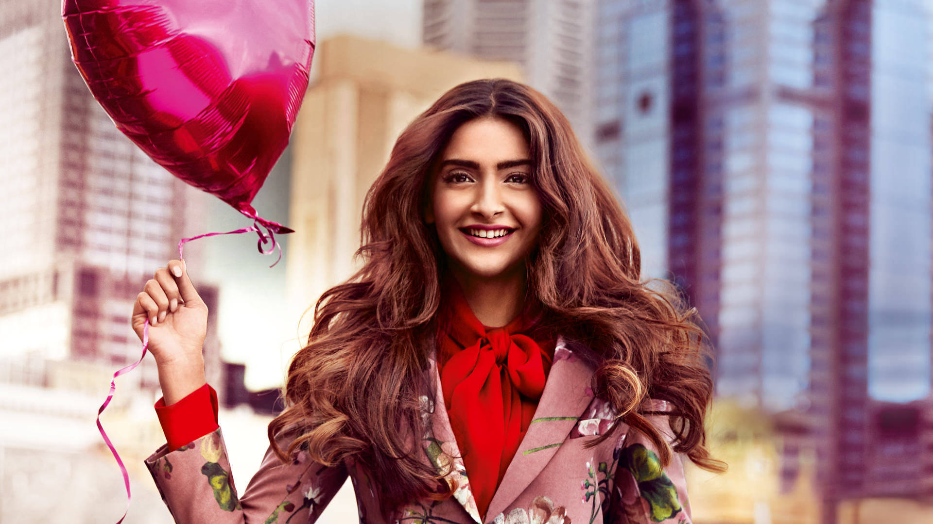 Sonam Kapoor Wallpaper