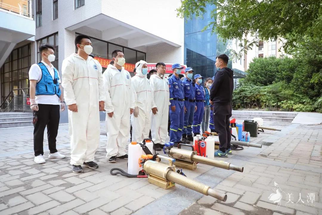 美人潭|职场女神 郑州红十字蓝天应急救援队：巾帼不让须眉，有需要的地方就有蓝天