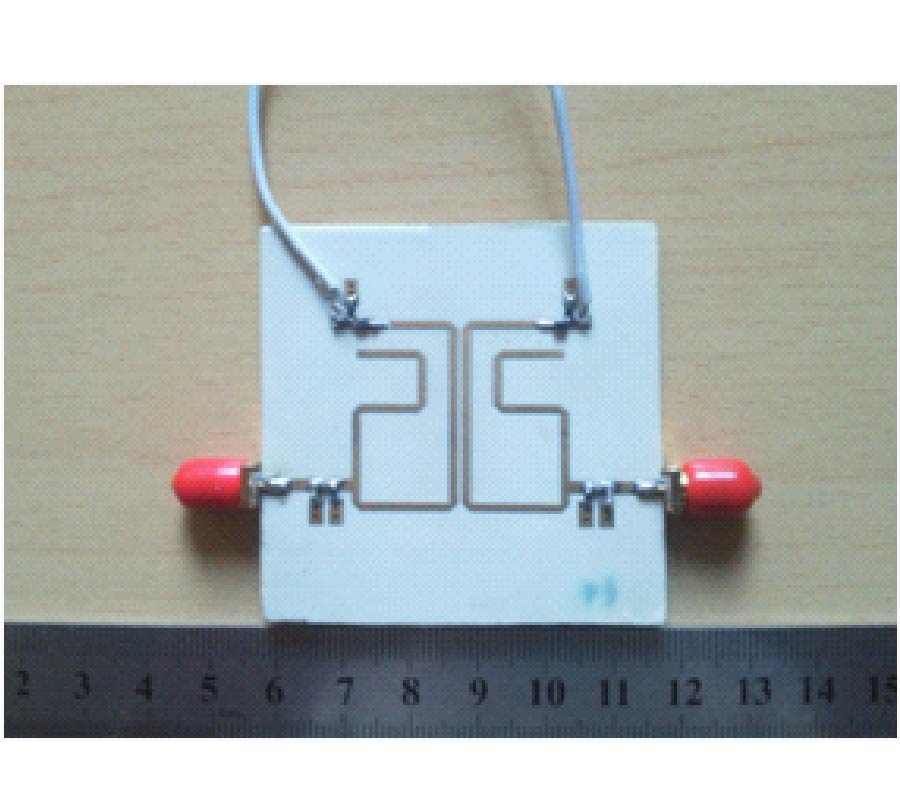 FREQUENCY-TUNABLE BANDPASS FILTERS WITH CONSTANT ABSOLUTE BANDWIDTH AND IMPROVED LINEARITY