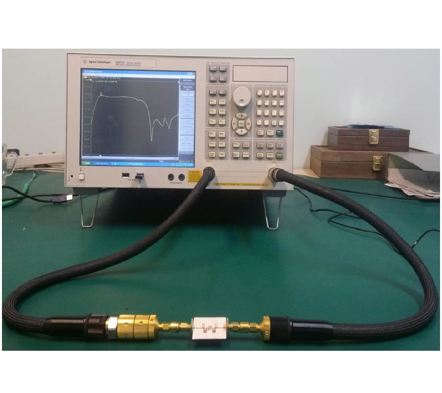 COMPACT MICROSTRIP BANDPASS FILTER IMPROVED BY DMS AND RING RESONATOR