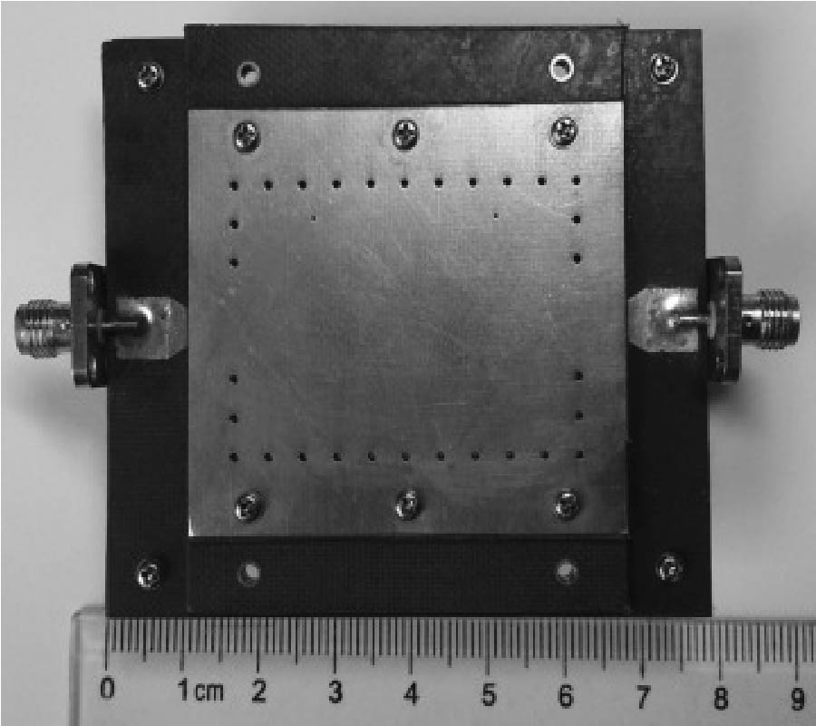 OPTIMIZATION TECHNIQUE FOR LUMPED-ELEMENT LC RESONATOR CONSTRUCTED ON MULTILAYER SUBSTRATE