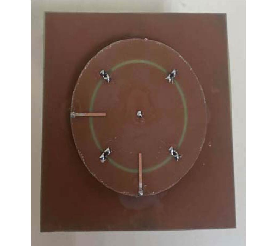 FREQUENCY RECONFIGURABLE ANTENNA WITH DUAL-BAND AND DUAL-MODE OPERATION