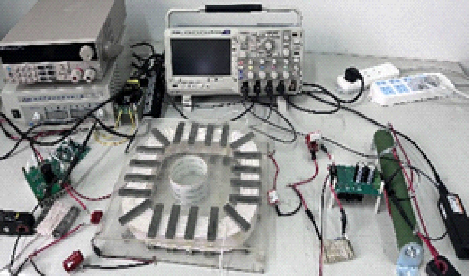 A Topology Reconstruction Based WPT System with CC and CV Outputs Function