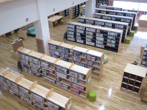 阿東図書館内部