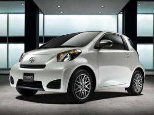 Scion iQ