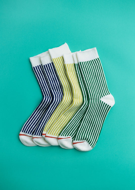 VERTICAL STRIPE SOCKS