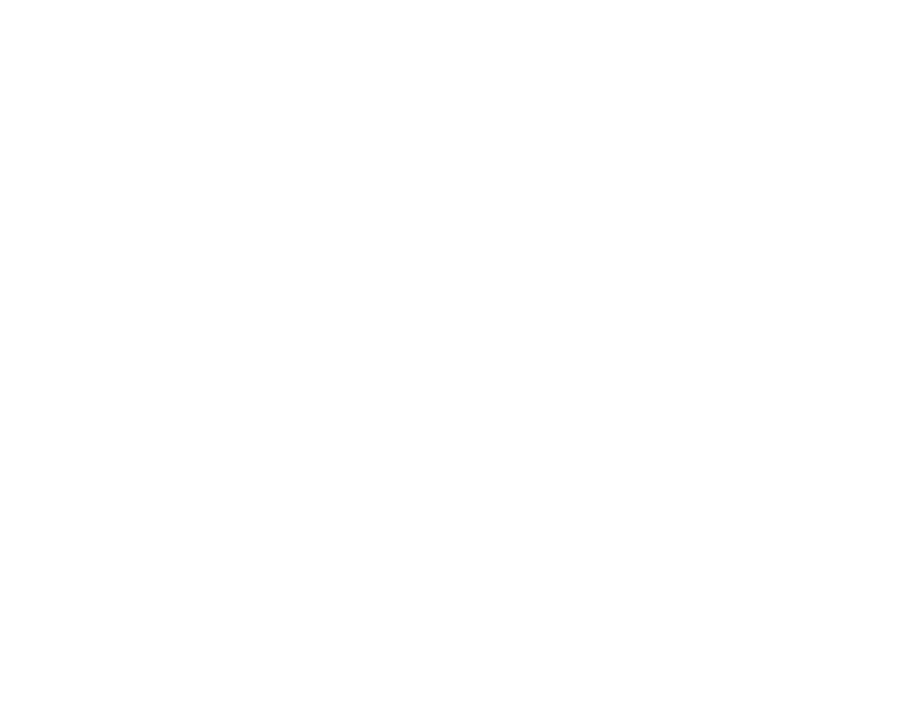 東部戦線第一戦区第一防衛戦隊、通称スピアヘッド戦隊。
                サンマグノリア共和国から“排除”された〈エイティシックス〉の少年少女たちで構成された彼らは、
                ギア－デ帝国が投入した無人兵器〈レギオン〉との過酷な戦いに身を投じていた。
                そして次々と数を減らしていくスピアヘッド戦隊に課せられた、成功率0％、任務期間無制限の「特別偵察任務」。
                それは母国からの実質上の死刑宣告であったが、
                リーダーのシンエイ・ノウゼン、ライデン・シュガ、セオト・リッカ、アンジュ・エマ、クレナ・ククミラの5人は、
                それでも前に進み続けること、戦い続けることを選択する。
                希望や未来を追い求めようとしたわけではない。
                “戦場（ここ）”が、彼らにとって唯一の居場所となっていたのだから。

                そしてその願いは皮肉にも、知らぬ間に足を踏み入れた新天地で叶うことになるのだった。