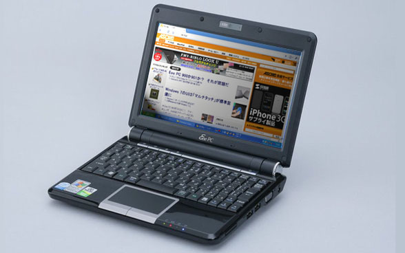 今回ベースマシンとして使用したASUSの「Eee PC 901-X」