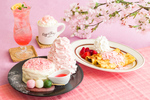 お花見シーズン限定の桜メニュー！　Eggs ’n Things、「桜パンケーキ」「あんバタークレープ」4月17日まで