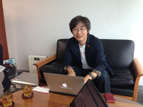 アップルップルの山本一道様が来社！ a-blog cms 2.0 の新機能などについて色々聞いてみました～。 #ablogcms