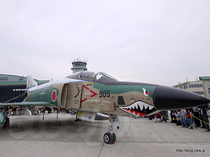 偵察機 RF-4E（47-6905） - 入間航空祭 2011 にいってきた