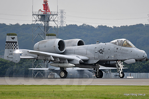 A-10（OS 80-0245）タキシング - A-10 のサプライズ飛行展示（横田基地日米友好祭2019）