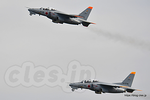 T-4（46-5719, 16-5796）フォーメーションテイクオフ - 入間基地航空祭 2019 にいってきた