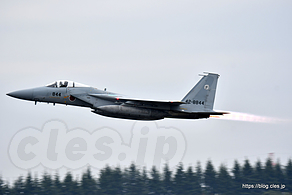 F-15（42-8844）アフターバーナを使って帰投 - 外来機の帰投（入間基地航空祭 2019）