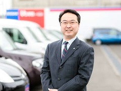 日産神奈川販売 | スタッフ紹介