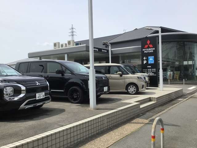 京都三菱自動車販売（株） 伏見店写真