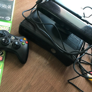 XBOX360 Kinect付き。