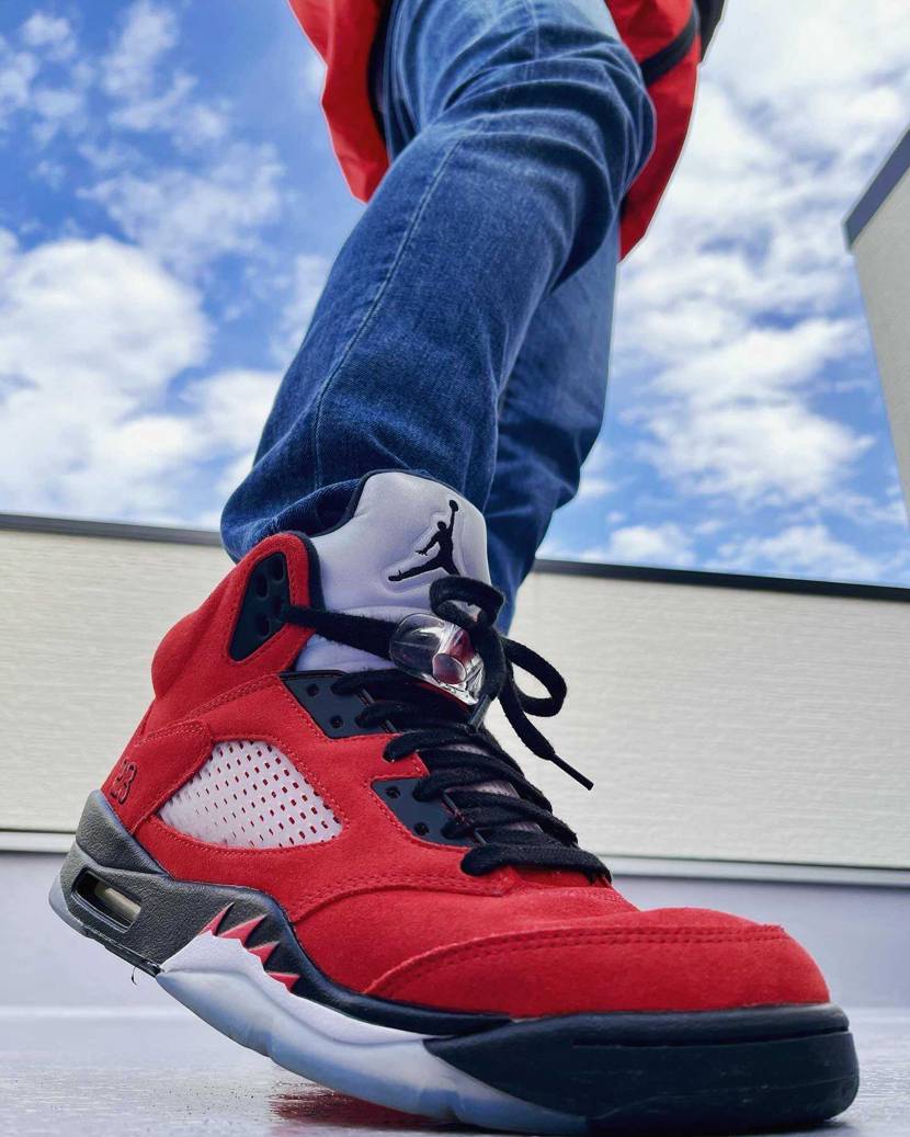 NIKE AIR JORDAN 5 "TORO BRAVO" 

赤ベースの