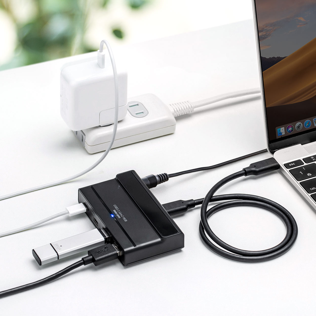 USB Type-Cnu USB3.1 Gen2 USB Type-C USB A 4|[g USB PDΉ Ztp[ ACA_v^t ubN 400-HUB075BK