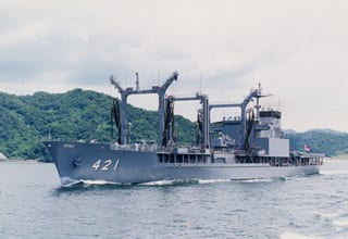 補給艦「さがみ」型